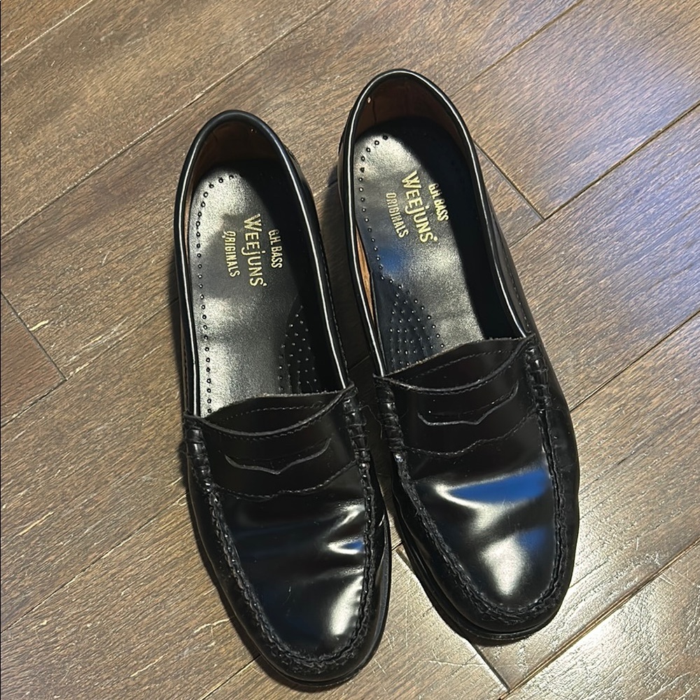G.H Bass Weejuns originals Whitney black patent loafers